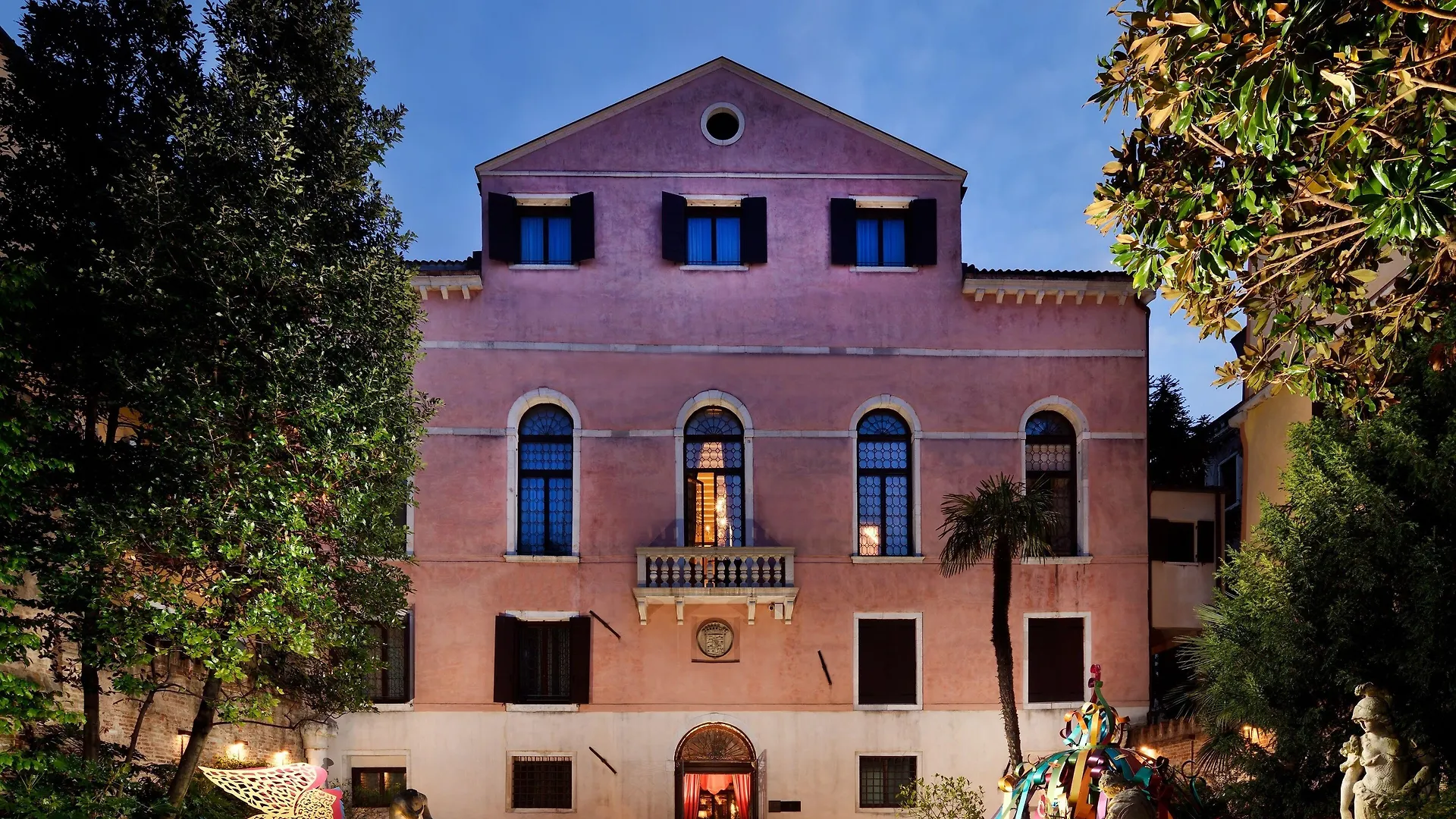 6 Romantic Hotels in Santa Croce Worth Booking as a Couple